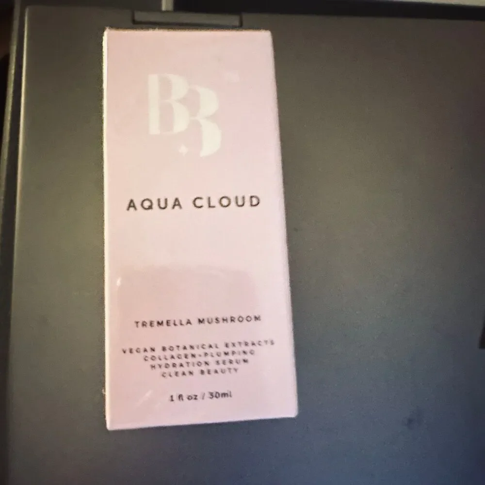 Bijou Bijou Aqua Cloud Serum NWT